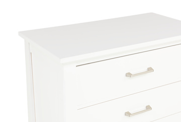 Beacon Bachelor’s Chest