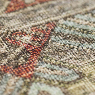 Kars Nutmeg 5′0″ x 7′6″ Area Rug