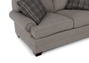 Highland Park II Loveseat