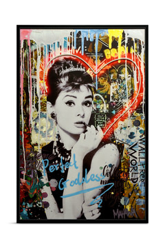 Audrey/Red Heart LED Art