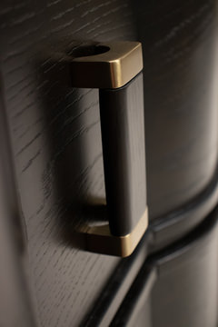 Layla Bachelor’s Chest