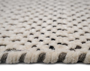 Dramatic Static Foggy Day Area Rug - 7′0″ X 9′0″