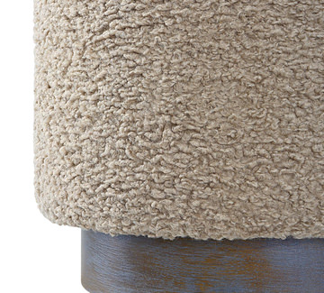 Avila Boucle Ottoman