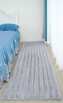 Madrid Corded Shag Silver Area Rug - 2′0″ X 8′0″