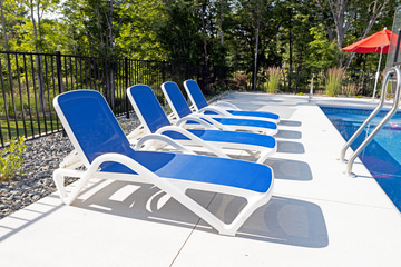 Poolside 4 Chaise Loungers - Blue