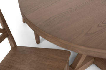 Dakota Oak 48″ Round Table And 4 Chairs