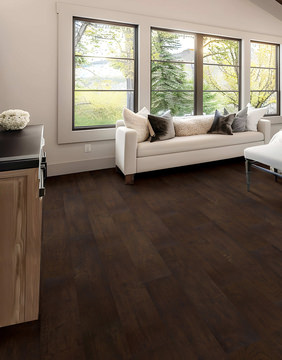 Karastan Gloriana Charm - Chocolate Oak