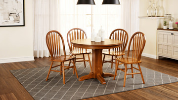 Family Dining Round Extension Table With 4 Arrowback Chairs