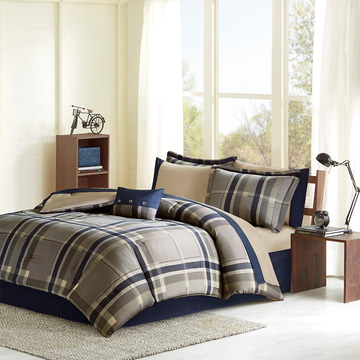 Robbie Plaid Queen Bedding Set