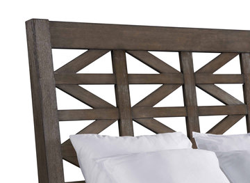 Shadow Ridge Queen Bed