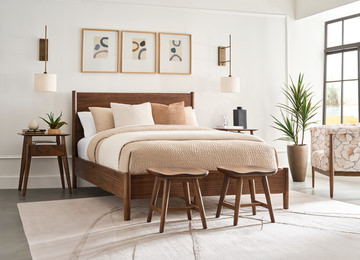 Walnut Grove King Studio Bed