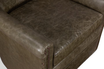 Travelers Swivel Chair