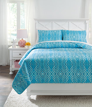 Julio Full Coverlet Set