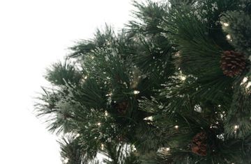 Sugar Pine 9′ Artificial Christmas Tree