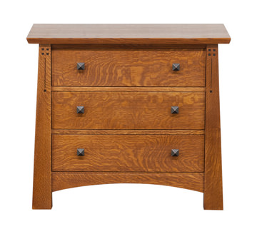 Highlands 3 Drawer Nightstand