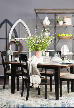 Anastasia Blue/Ivory Area Rug - 5′3″ X 7′8″