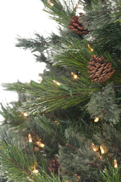 Oregon Pine 7.5′ Artificial Christmas Tree with 800 Multi Function LED Lights