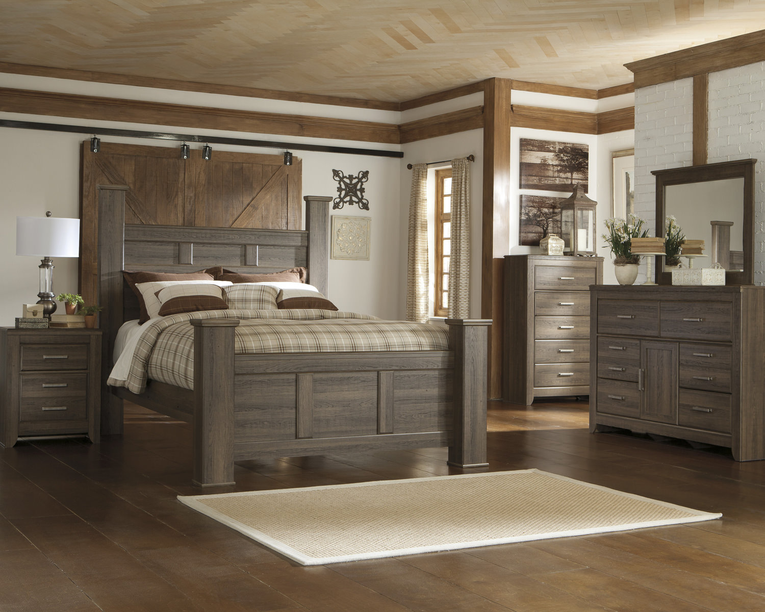 Santa Cruz Poster Bed Bedroom Suite HOM Furniture