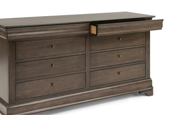 Chateau Fontaine Dresser