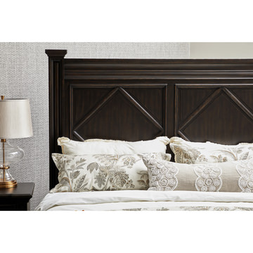 Magnus Midnight Queen Bed
