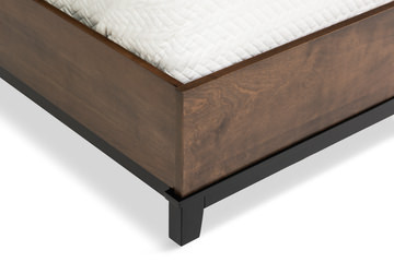 American Modern Queen Bed