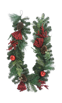 6′ Garland w/Decor