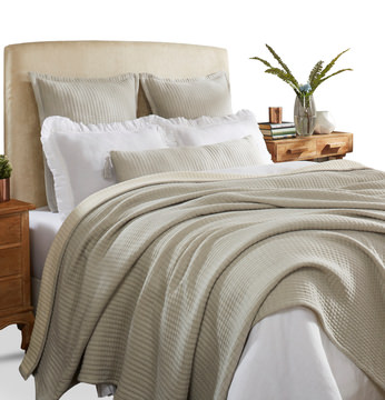 image Molly Bed Throw