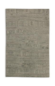 Hand Knotted 5′7″ x 8′8″ Area Rug