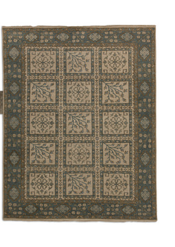Hand Knotted 7′10″ x 9′11″ Area Rug