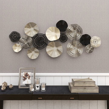 Multi-Disc Metal Wall Decor’