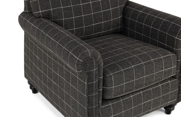 M9 Dolly Accent Chair